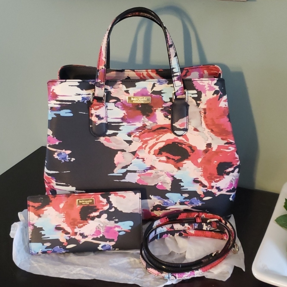 💕SOLD💕Kate Spade handbag & wallet set